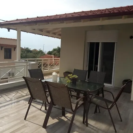 Evel House Apartment